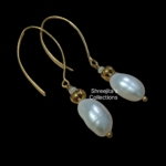 pearl earrings